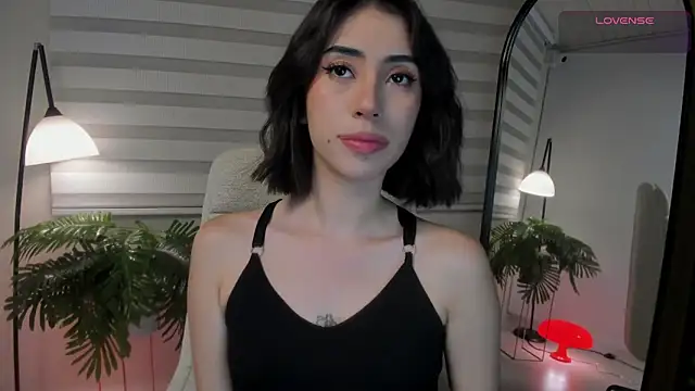 Catyloves online show from March 19, 2026, 10:58 pm