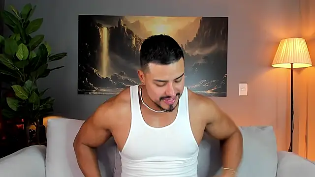 Snapshot of ApoloMakris chatting on April 9, 2026, 7:08 pm ApoloMakris online show from April 9, 2026, 7:08 pm