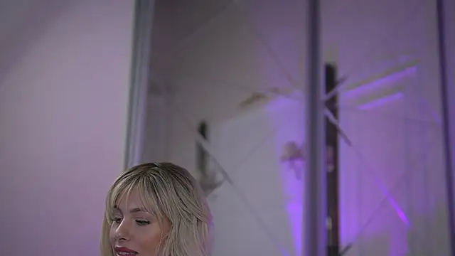 AdelineKing online show from March 3, 2025, 3:08 am