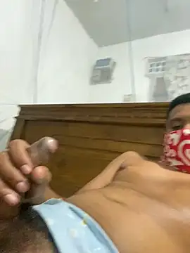 Snapshot of Heavenranger1997 chatting on February 14, 2026, 8:05 pm Heavenranger1997 online show from February 14, 2026, 8:05 pm