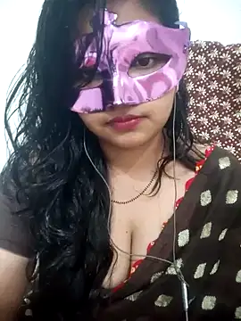 Shivi shahh online show from October 3, 2025, 5:43 pm