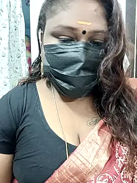 Snapshot of simran21 chatting on February 1, 2025, 2:24 pm simran21 online show from February 1, 2025, 2:24 pm