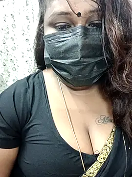 Snapshot of simran21 chatting on March 8, 2025, 6:37 pm simran21 online show from March 8, 2025, 6:37 pm