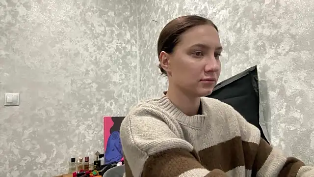 AnneBall online show from December 16, 2024, 2:49 pm