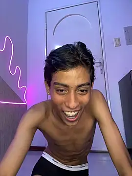 Mauuu18 online show from December 14, 2024, 1:50 am