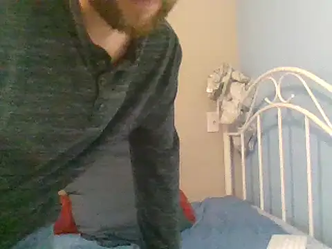 Snapshot of SmokingSloth chatting on January 18, 2025, 7:04 pm SmokingSloth online show from January 18, 2025, 7:04 pm