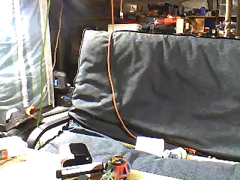 Snapshot of SmokingSloth chatting on March 18, 2025, 12:27 am SmokingSloth online show from March 18, 2025, 12:27 am