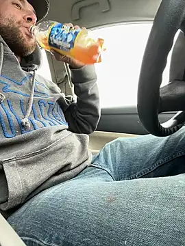 Snapshot of SmokingSloth chatting on March 19, 2025, 9:16 pm SmokingSloth online show from March 19, 2025, 9:16 pm