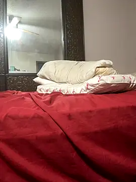 SmokingSloth online show from December 3, 2025, 9:35 pm