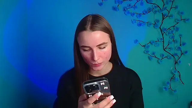 Eva Janee online show from April 9, 2026, 11:26 am