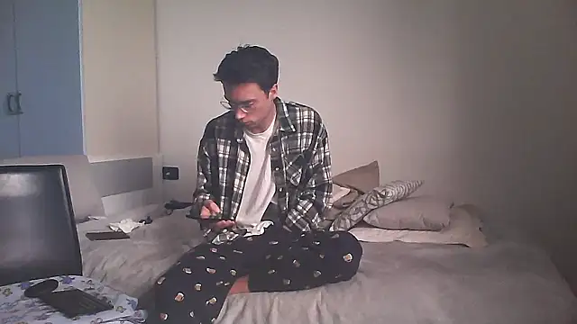 Snapshot of xentetube01 chatting on March 2, 2026, 10:33 am xentetube01 online show from March 2, 2026, 10:33 am