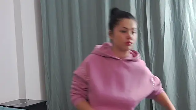 Snapshot of Nobodyforever chatting on November 2, 2025, 5:15 pm Nobodyforever online show from November 2, 2025, 5:15 pm