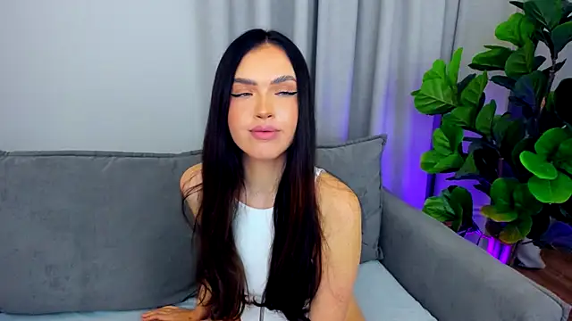 Snapshot of sexyangeloux chatting on October 11, 2025, 7:56 pm sexyangeloux online show from October 11, 2025, 7:56 pm