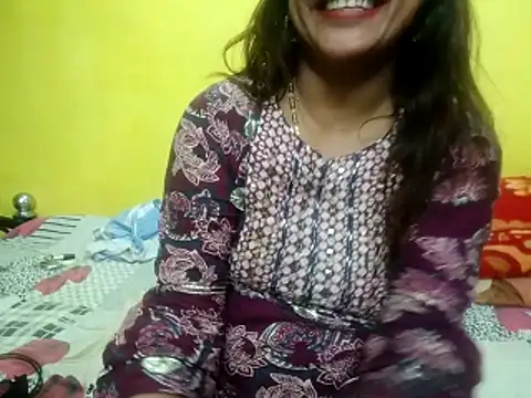 Snapshot of Sexyranibhabhi chatting on February 24, 2026, 2:48 pm Sexyranibhabhi online show from February 24, 2026, 2:48 pm