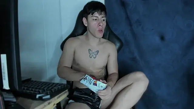 Snapshot of krizia7 chatting on March 15, 2025, 3:07 am krizia7 online show from March 15, 2025, 3:07 am