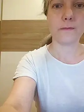 Dark Angel 22 online show from March 31, 2026, 4:24 am