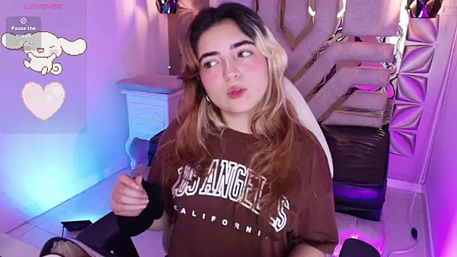 meraki fraise online show from October 18, 2025, 7:47 pm