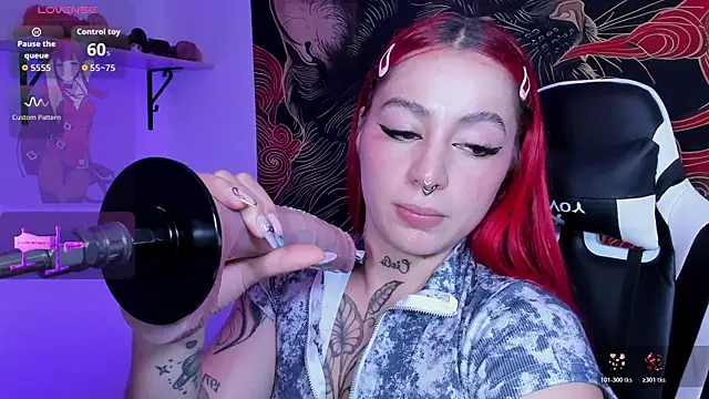 Snapshot of annika_taylor chatting on June 14, 2026, 10:34 pm annika taylor online show from June 14, 2026, 10:34 pm