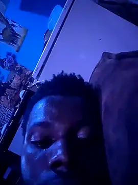 stephbig777 online show from November 11, 2025, 12:21 am