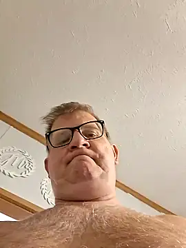 Snapshot of J83560Jason chatting on October 18, 2025, 6:52 pm J83560Jason online show from October 18, 2025, 6:52 pm