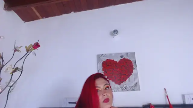 Amara Red online show from February 10, 2025, 2:37 pm