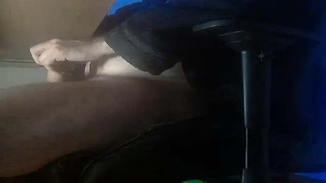 fanfancoquinFR online show from December 16, 2025, 8:36 pm