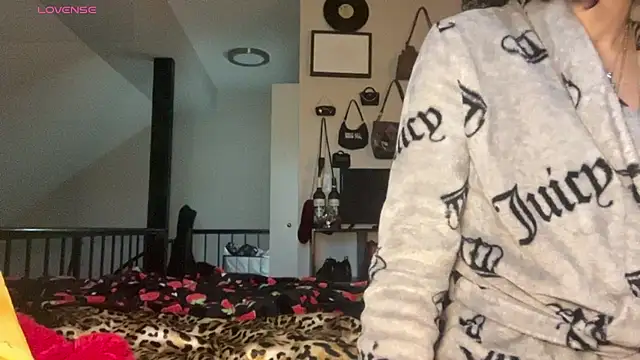 Snapshot of babybimbo chatting on March 1, 2026, 9:50 pm babybimbo online show from March 1, 2026, 9:50 pm