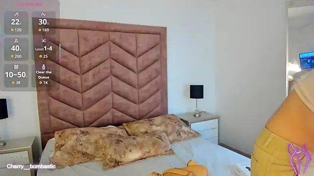 AnnyCherry  online show from September 17, 2025, 4:30 pm