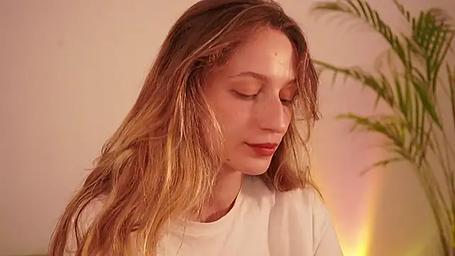 Snapshot of Stephany_talks chatting on September 24, 2025, 2:15 am Stephany talks online show from September 24, 2025, 2:15 am