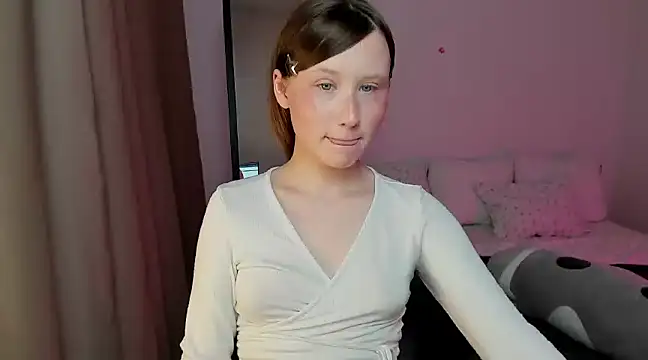 Stella Sunny online show from December 19, 2024, 7:18 pm