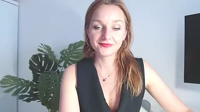 AliciaDesire online show from March 24, 2026, 3:17 pm