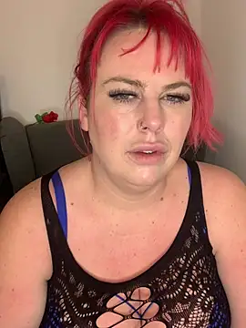 Snapshot of redxxxvixen chatting on March 2, 2025, 9:32 pm redxxxvixen online show from March 2, 2025, 9:32 pm