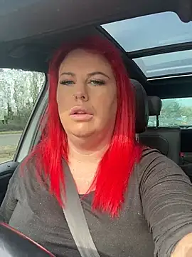 Snapshot of redxxxvixen chatting on March 8, 2025, 11:37 am redxxxvixen online show from March 8, 2025, 11:37 am