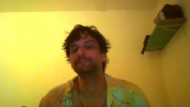 Snapshot of couplemilk chatting on February 17, 2026, 10:38 pm couplemilk online show from February 17, 2026, 10:38 pm