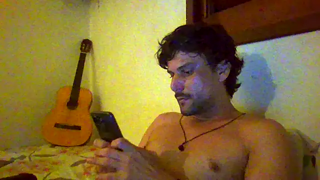 Snapshot of couplemilk chatting on February 20, 2026, 2:41 am couplemilk online show from February 20, 2026, 2:41 am