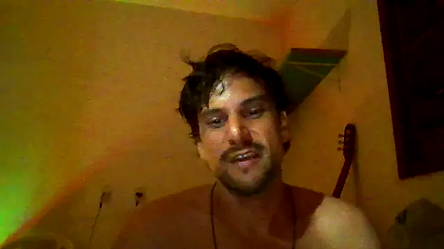 Snapshot of couplemilk chatting on April 13, 2026, 4:51 am couplemilk online show from April 13, 2026, 4:51 am