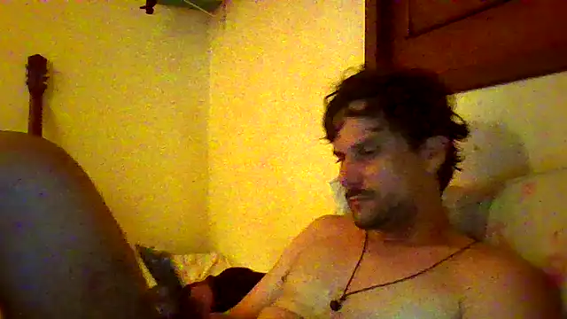 Snapshot of couplemilk chatting on April 13, 2026, 11:10 pm couplemilk online show from April 13, 2026, 11:10 pm