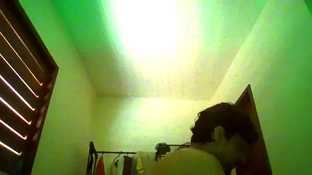 Snapshot of couplemilk chatting on April 14, 2026, 11:16 am couplemilk online show from April 14, 2026, 11:16 am
