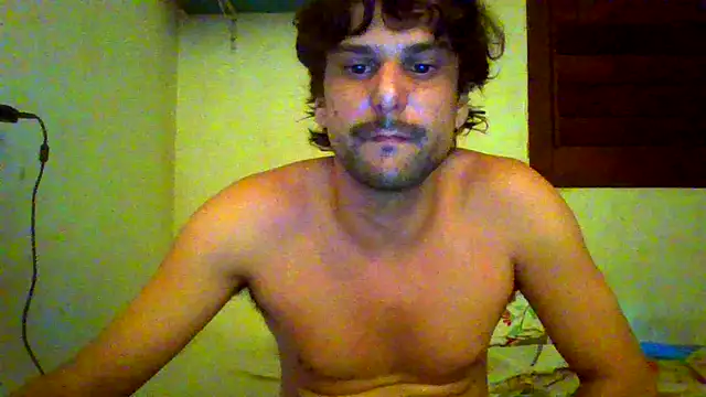 Snapshot of couplemilk chatting on May 25, 2026, 10:05 pm couplemilk online show from May 25, 2026, 10:05 pm