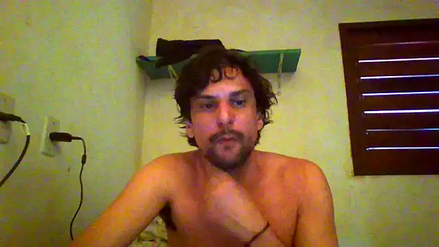 Snapshot of couplemilk chatting on May 29, 2026, 4:38 pm couplemilk online show from May 29, 2026, 4:38 pm
