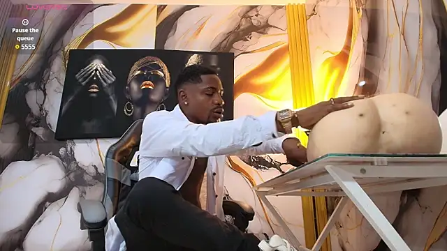 Thomas shelbys online show from April 10, 2026, 3:34 am