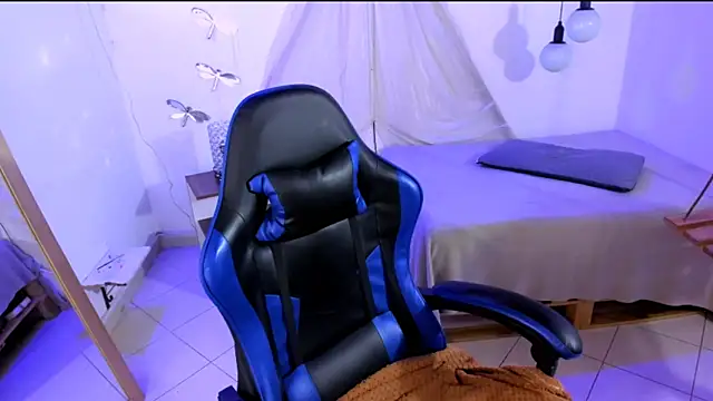 Snapshot of Brand_habes chatting on February 10, 2026, 1:37 pm Brand habes online show from February 10, 2026, 1:37 pm