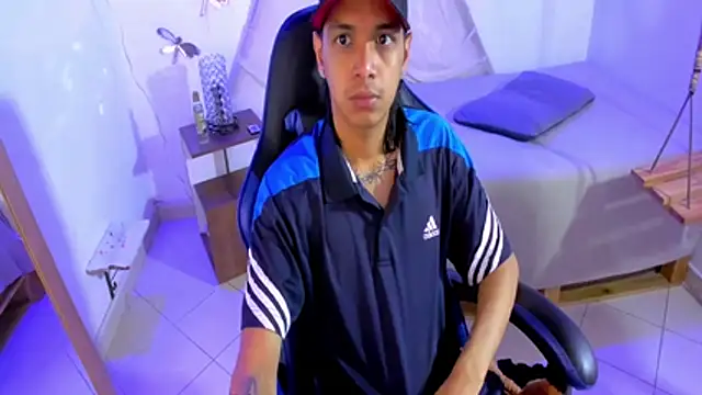 Snapshot of Brand_habes chatting on February 13, 2026, 11:39 am Brand habes online show from February 13, 2026, 11:39 am