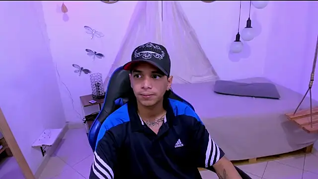 Snapshot of Brand_habes chatting on February 14, 2026, 5:48 am Brand habes online show from February 14, 2026, 5:48 am