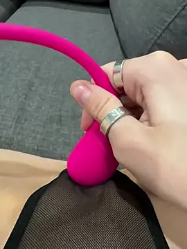 virginiaaaaa online show from January 23, 2025, 12:30 pm