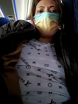 Lunababymylove online show from December 21, 2024, 8:10 pm