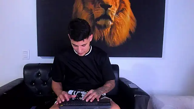 kyle smithxx online show from December 5, 2024, 12:52 am