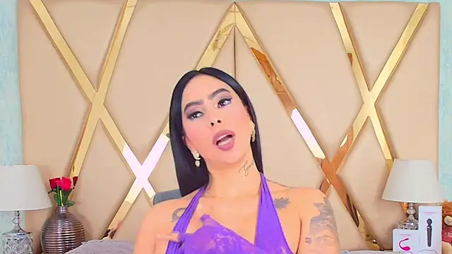 GiahDaniels online show from February 22, 2025, 7:36 pm