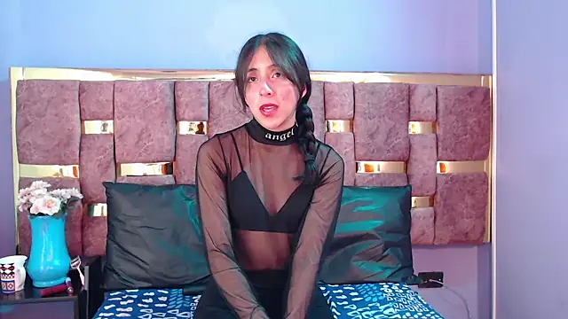 ling ling24 online show from February 19, 2025, 6:00 am