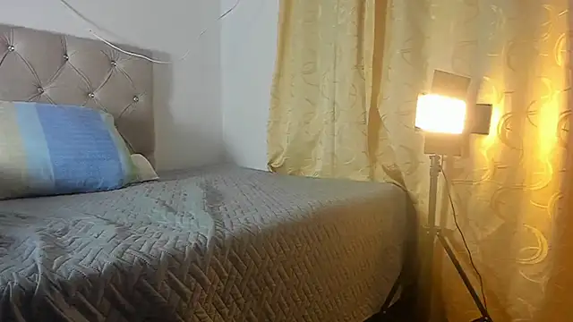 Vahiolet smith online show from September 11, 2025, 3:28 am